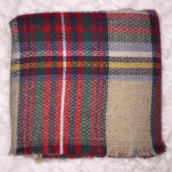 Macchia Di Ruggine Plaid Infinity Scarf - Picture 7 of 8